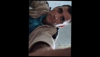 Video 1258612603: amateur stretching