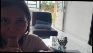 Watch the video about SEMEN CUANDO SU VECINO LA VE