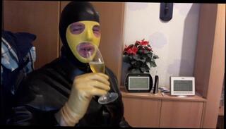 Video 325714501: latex crossdresser, crossdresser masturbating cumming, latex handjob, gay latex, latex hd