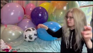 Video 1601473873: pop fetish, fetish solo, solo amateur toys, solo girl toys, amateur solo female, solo amateur blonde, pop nails, nails compilation