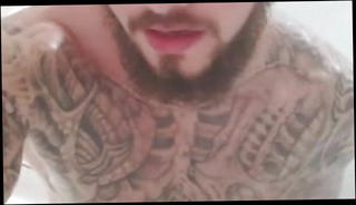 Video 1571209841: gay guys shower