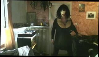 Video 171535101: belly inflation, straight amateur