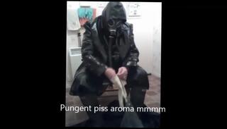 Video 289313601: pissing wanking gay, piss soaked, gay man pissing, good wank