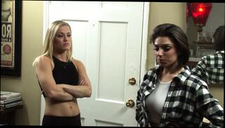 Watch the video about Lesbensex auf der Kuechenzeile