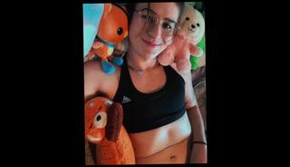 Video 1619291393: solo amateur trans, clothed amateur