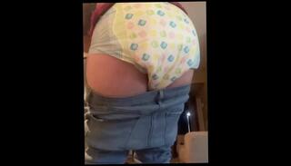 Video 1570997303: solo pee fetish, diapered sissy, solo amateur trans