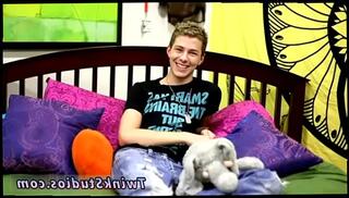 Video 732555265: twink gay porn sex, grandpa gay porn, grandpa boy gay, sexy grandpa, grandpa first time, twink interviewed