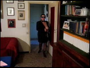 Video 2220001: lady dancing, straight italian