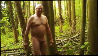 Video 1527246101: amateur gay daddy, amateur public gay, daddy outdoor, croatian amateur