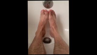Video 1593090253: feet toes, solo bisexual male, gay amateur bisexual, wet feet, sensual feet, shower feet