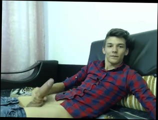 Video 1571261611: gay guy strokes, big guy gay