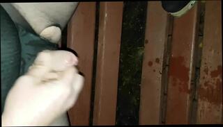 Watch the video about Morgen Pissen Wichsen