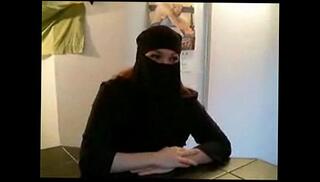 Video 11511415: arab virgin