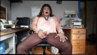 Video 305124001: amateur shemale cumshot, hd shemale, wanking