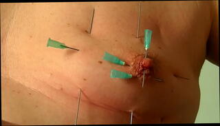 Video 1539977565: pierced tits playing