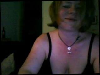 Watch the video about 39 year old mirja on webcam