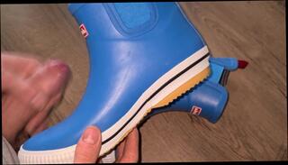 Video 1517824103: cumshots fetish handjob, cum fetish, fetish masturbation, amateur fetish, boots fetish