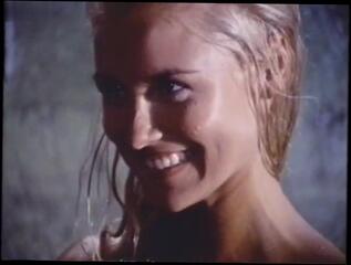 Video 72718004: young girl first time, girl outside