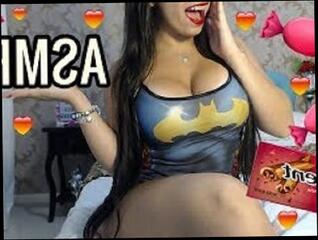 Watch the video about SFW [ASMR] INTENSE EATING MOUTH SOUNDS SONS MOLHADOS, TRIDENT E BALA