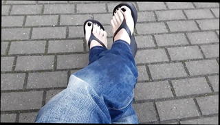 Video 1556924401: sexy shemale feet, sexy hot feet, flip flop, feet outdoors, feet hd