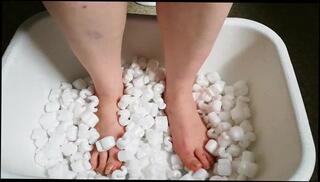 Video 952774503: milf feet solo, sexy milf feet, amateur milf feet, solo female feet, sexy mom feet, love sexy feet, milf mom mother, sensual feet