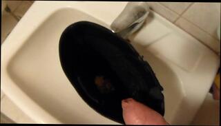 Video 312017001: wife pissing, gay man pissing, leather piss, piss boots, pissing hd