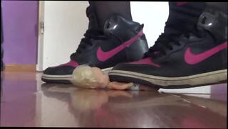 Video 1104948885: fetish doll, giantess fetish