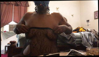 Video 1185986901: gaping shemale