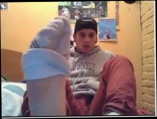 Video 138309301: straight guys feet, gay guys feet, gay man feet, webcam feet, hot guys feet