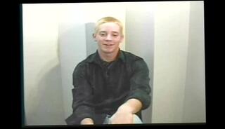 Video 129764565: gay doctor, solo cam