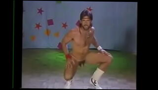 Video 1601908155: man stripper