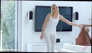 Watch the video about Nikki Wayne and Aria Logan in Beginner fun times lesbian