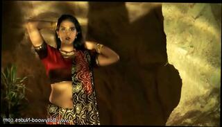 Video 741670185: india babe, sexy solo babe, sexy solo brunette, indian solo, sexy undress