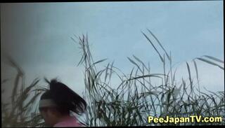 Video 65731504: urine squirts, public urinal