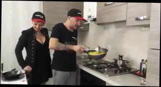 Watch the video about Bg-hardcore