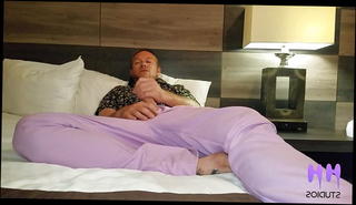 Video 1464020101: mom fucks step son, cock fucks american