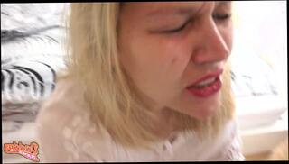 Watch the video about So einen DICKEN hatte ich noch nie drin