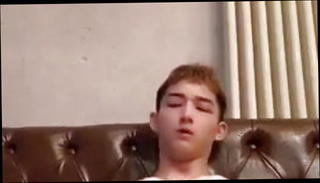 Video 1571314701: nice pee, nice gay