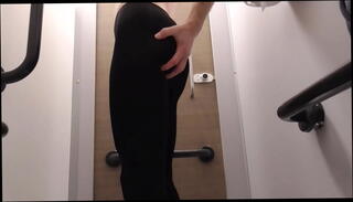 Video 435269335: pawg twerking ass, oiled twerking ass, ass twerk solo, slap spanking ass, solo boy ass, short twerk, leggings twerk, public twerk