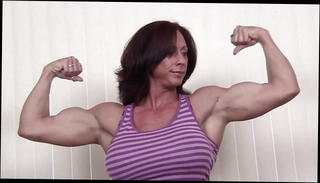 Video 1569816921: sexy muscle woman, sexy straight muscle, sexy women, american woman, muscle mom, hot mom