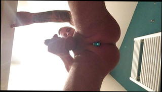 Video 812562501: gay anal plug, plug jerking