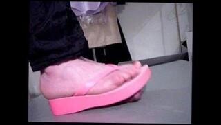Video 118120401: flip flops shoejob, flip flop foot, flip flop fetish, straight foot, pink flip flops, cumshot