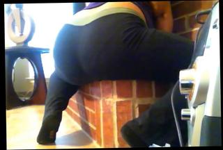 Video 948634904: big ass fetish, yoga farts