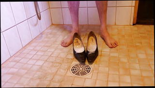 Video 516489501: pump piss, high heeled classic pump, feet, amateur gay, gay hd