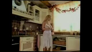 Video 593612045: sexy