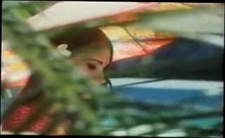 Watch the video about Ceylon My Love (Samanka)