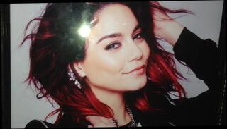 Video 276536201: vanessa hudgens, man gay