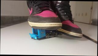 Video 1369998803: solo female feet, solo amateur toys, solo blonde toying, feet crush, feet train, czech feet