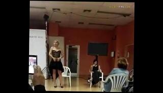 Video 304768805: lady squirting, teach squirt