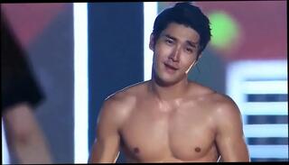 Video 942593025: handsome boy gay, gay boy public, gay boy hot, korean boy